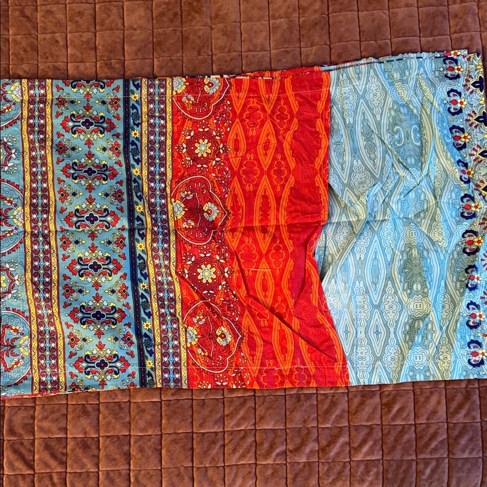 Colorful Bohemian Patterned Queen Sheet + 2 Pillowcases 100% microfiber - Picture 4 of 5